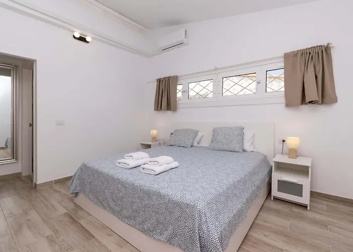 Villa Salome With Private Heated Pool