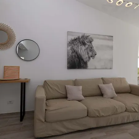 Villa Salome With Private Heated Pool *