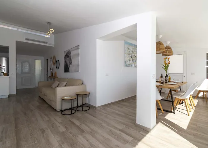 فيلة Salome With Private Heated Pool Chayofa